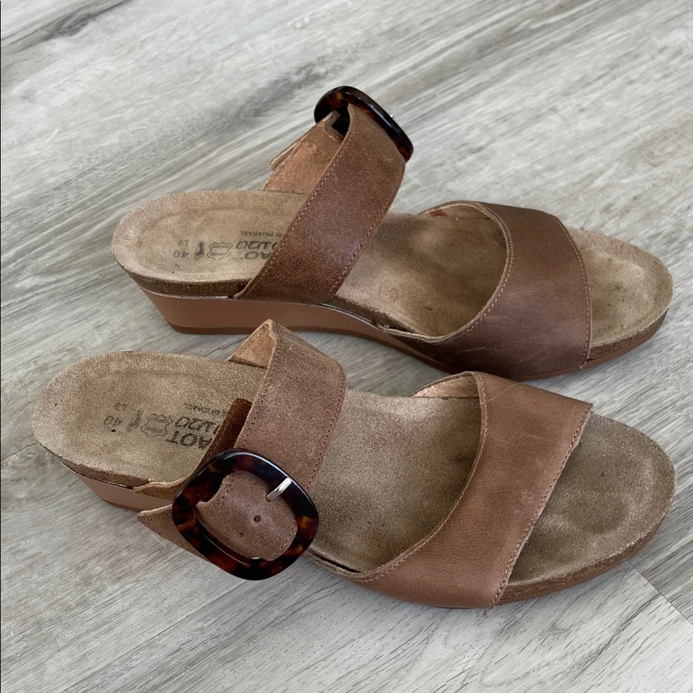 Naot Kingdom Wedge Sandal Shoes Nubuck Leather Metallic Comfort Support Women 40